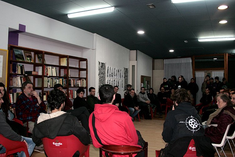 c23t748xuaarndo.jpg
